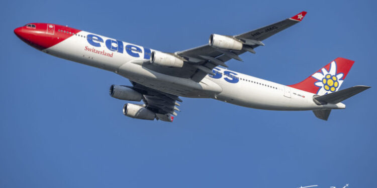 Edelweiss Flies to Seattle & I Get Soaked! : AirlineReporter
