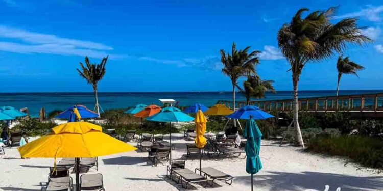 Review of Disney Cruise Line Bahamas Cruises