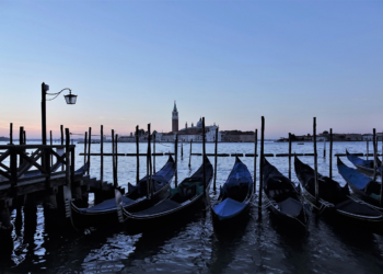 Discover the Joy of Unplanned Adventures: A Travel Guide