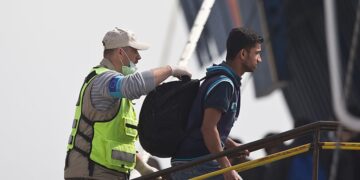 Greece rescues 545 migrants off Crete after distress call