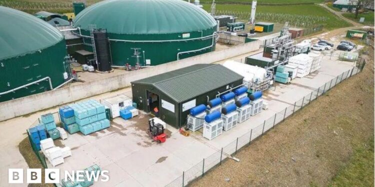 Carbon capture company lands nearly £1m in backing