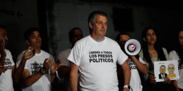 Venezuela begins prisoner releases as Rodriguez promises return for exiles