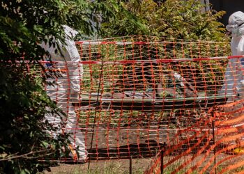 Ebola: DR Congo builds new isolation units as spread continues