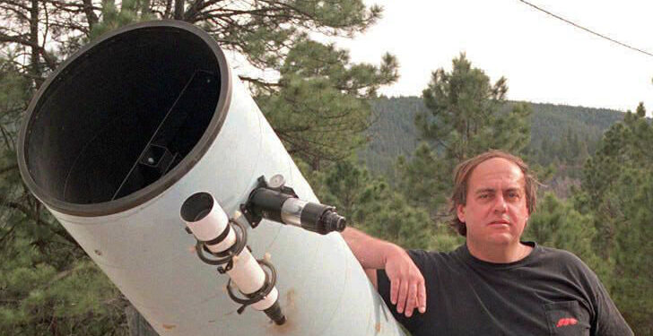 Alan Hale, Sky Watcher Who Created a Comet Sensation, Dies at 68