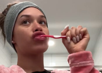 Should You Outsource Your Morning Routine to a Chatbot?