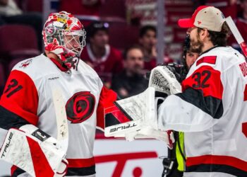 Why goalie tandems have taken over the NHL — even in the playoffs