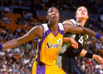 Inside the WNBA’s inaugural game between Liberty, Sparks in 1997