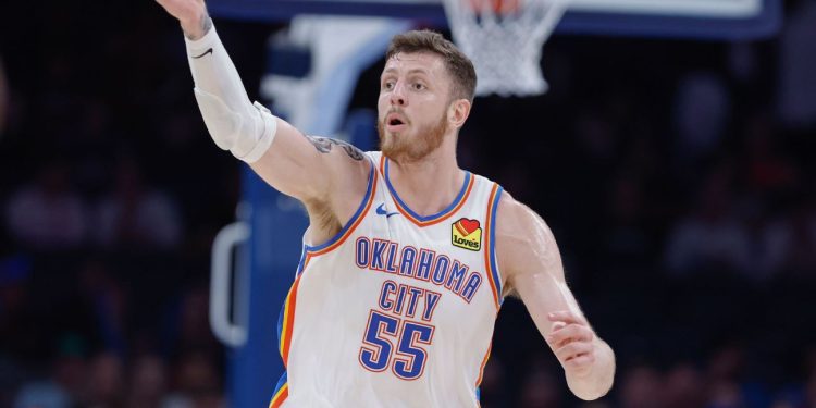 Thunder to keep Hartenstein on new 3-year deal, sources say