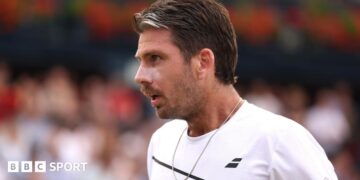 Queen’s: Cameron Norrie beaten by Alejandro Davidovich Fokina but Arthur Fery through