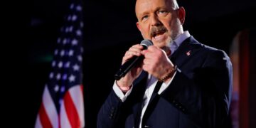 Former Fox News host Steve Hilton and Biden cabinet chief surge towards face-off for governor in California