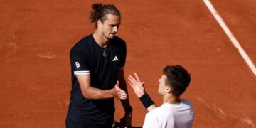 Alexander Zverev will face Flavio Cobolli in French Open final