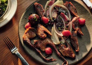 Restaurant Reviews: Baohaus, Cove and More