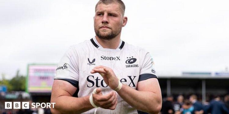 Tom Willis: Saracens forward wins Prem player of year before France move