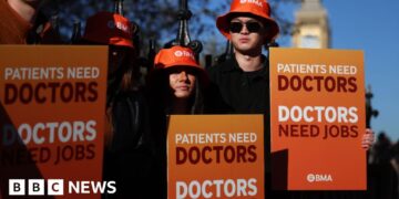 Resident doctors cancel strike after new offer from government