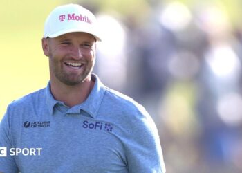 US Open 2026: Wyndham Clark leads from Dustin Johnson and Matt Fitzpatrick