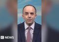 Louise Thompson presses health secretary on date to appoint commissioner