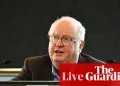 Australia politics live: Geoffrey Watson criticises ‘silly’ call to pause Victorian big build projects over corruption | Australia news