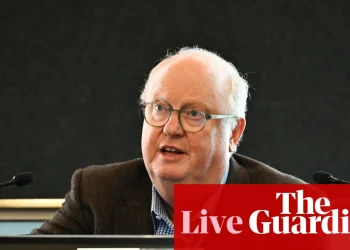 Australia politics live: Geoffrey Watson criticises ‘silly’ call to pause Victorian big build projects over corruption | Australia news