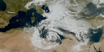 Why climate change holds all the (Uno) cards, for now 