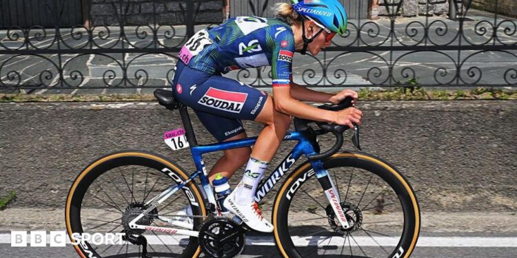 Urska Zigart suffers fractured jaw in heavy crash at Tour de Suisse Femmes