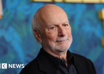 James Burrows, legendary director of Cheers and Friends, dies aged 85