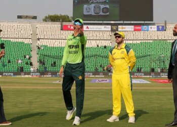 Second ODI: Pakistan opt to bowl first after winning toss against Australia