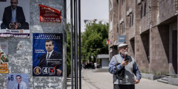 Polls open in pivotal Armenian election — RT Russia & Former Soviet Union