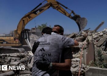 Israel and Hezbollah continue strikes despite ceasefire agreement