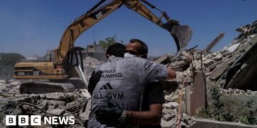Israel and Hezbollah continue strikes despite ceasefire agreement