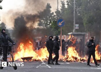 Belfast knife attack disorder 'destabilising', says terror adviser