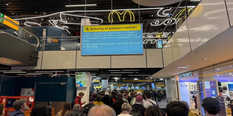 Can Money Buy Your Way Past Europe’s EES Delays?
