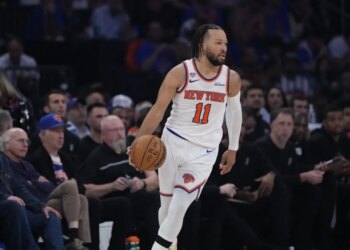 Knicks face Spurs in Game 5, with first NBA title in 53 years in sight | Basketball News