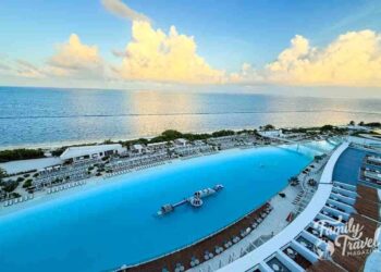 What to Expect at an All-Inclusive Resort (From My Experience)