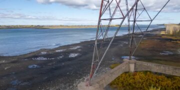 Quebec municipalities and environmentalists say province’s water reserves are at risk