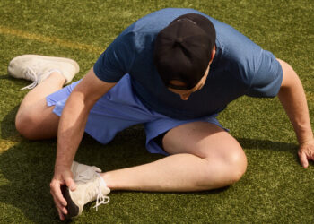 How to Exercise Before and After a Joint Replacement
