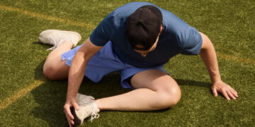 How to Exercise Before and After a Joint Replacement