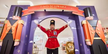Nordstrom Partners With FAO Schwarz