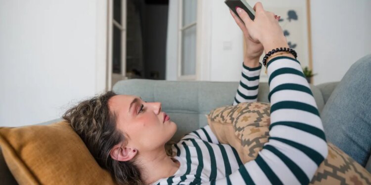 Gen Z interviewer slams her generation’s ‘attitude’ after candidate dialled in from their phone