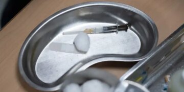 Cervical cancer death risk drops near zero for young women after HPV shot – National