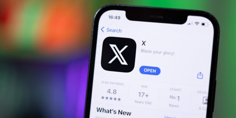 Massive outage affects tens of thousands of X users
