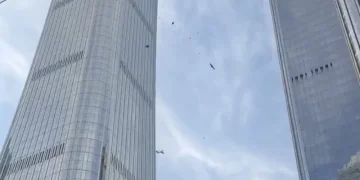 How Grim: Small Plane Crashes Into Beijing’s Tallest Skyscraper