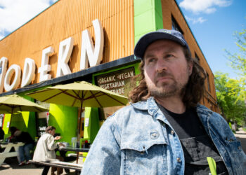 A Minneapolis Restaurant Stopped Charging for Food. And Profits Are Up.