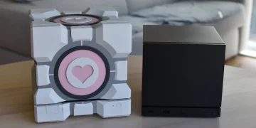 Valve dropped that Steam Machine Companion Cube case down the legal incinerator after its makers neglected to get their permission