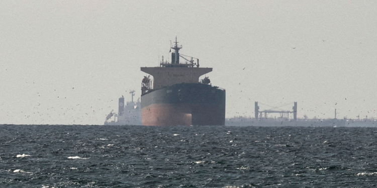 UN begins evacuation of 11,000 sailors stranded in Strait of Hormuz | US-Israel war on Iran