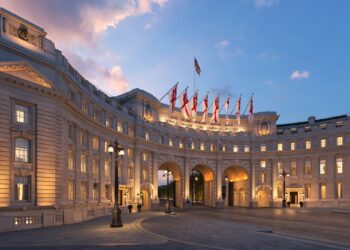 Waldorf Astoria London – Admiralty Arch Opens for Bookings Ahead of Autumn Debut