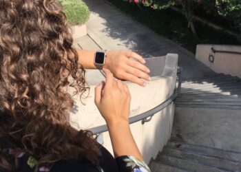 Smartphone apps, wearable trackers helped people with heart disease boost physical activity