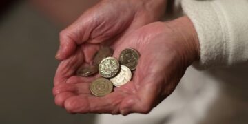 State pension boost for some grandparents as thousands apply for credits