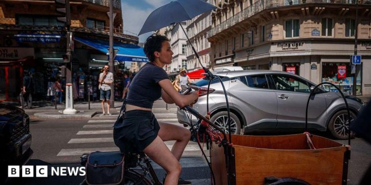 Europe heatwave: Paris restricts alcohol consumption and sales