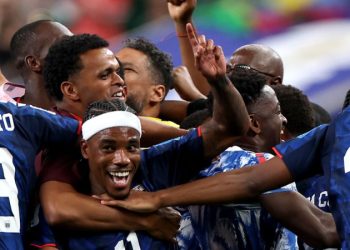 Cape Verde advances to World Cup knockouts