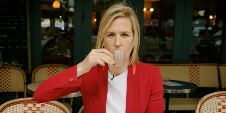 Watch: How not to be a cliché in Paris